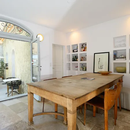 Bed & Breakfast Hugo 3*