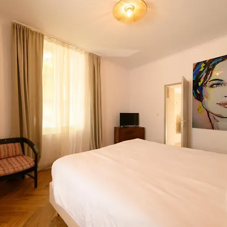 Bed & Breakfast Hugo 3*